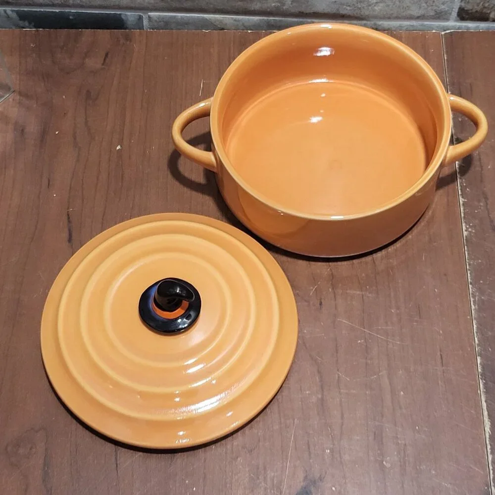 Stoneware Baking Dish Halloween Witch Hat Handle Lid Orange Soup Casserole